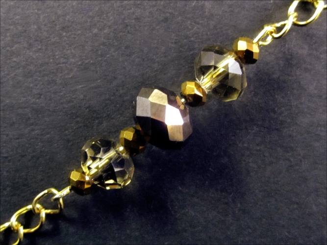 Gold Brillenkette mit Perlen aus geschliffenem Kristallglas