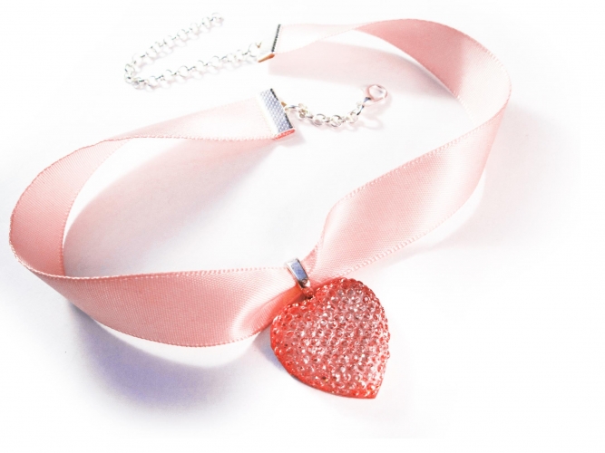 Rosa Halsband Kropfband mit hellrosa Strassherz - Trachtenschmuck Dirndlschmuck