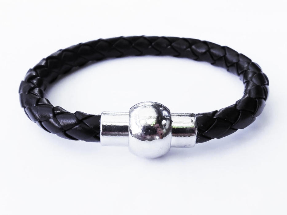 Schwarzes Lederarmband mit Magnetverschluss Kunstleder - Veganes Lederarmband