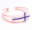 Rosa Wickelarmband aus Leder mit Strasskreuz und Magnetverschluss - Lederarmband mit Strass