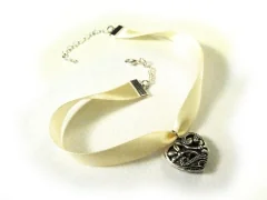 Goldfarbenes Halsband mit filigranem Trachtenherz - Trachtenschmuck Dirndlschmuck